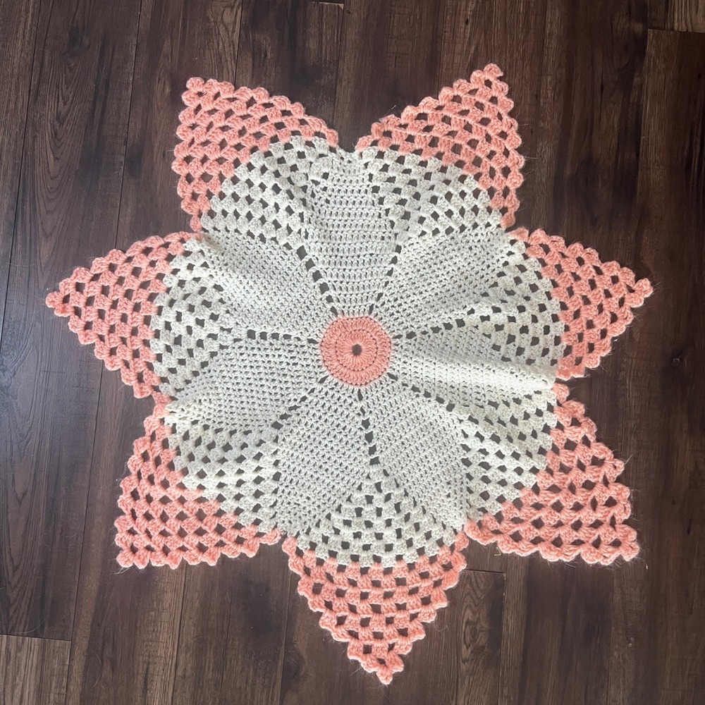 Handmade Crochet Star Baby Blanket Peach Cream 7 Point Sunburst Throw 35in